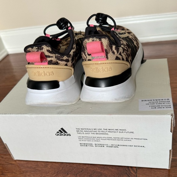 Adidas leopard Racer TR21 sneakers, size 2, barely worn - Picture 5 of 9